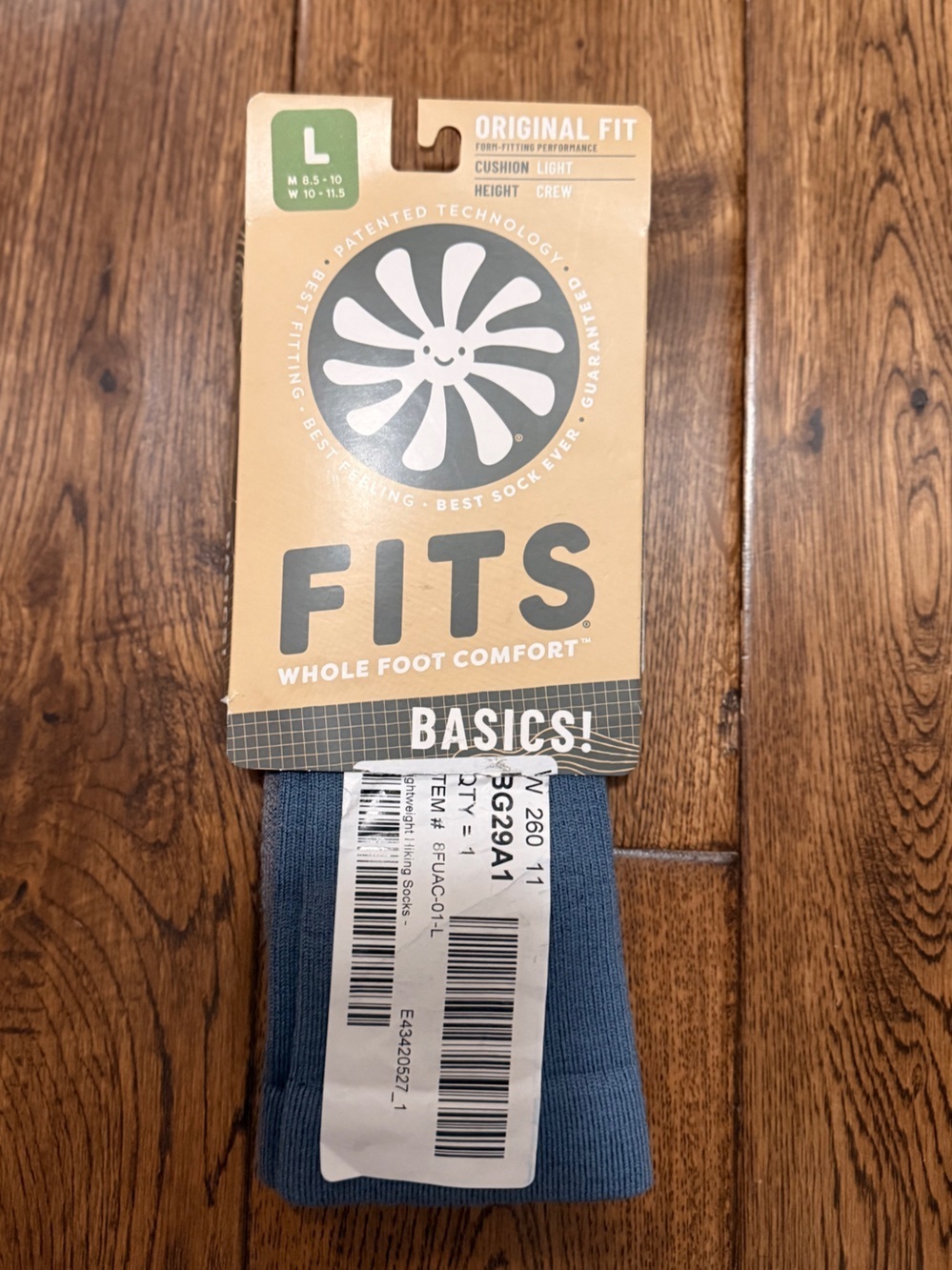 NWT FITS Lightweight Hiking Socks Men's Athletic Crew Socks - Steel Blue.